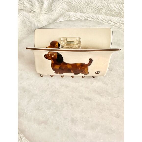 Tortoiseshell dachshund cream color hair cloth  - Picture 3 of 6